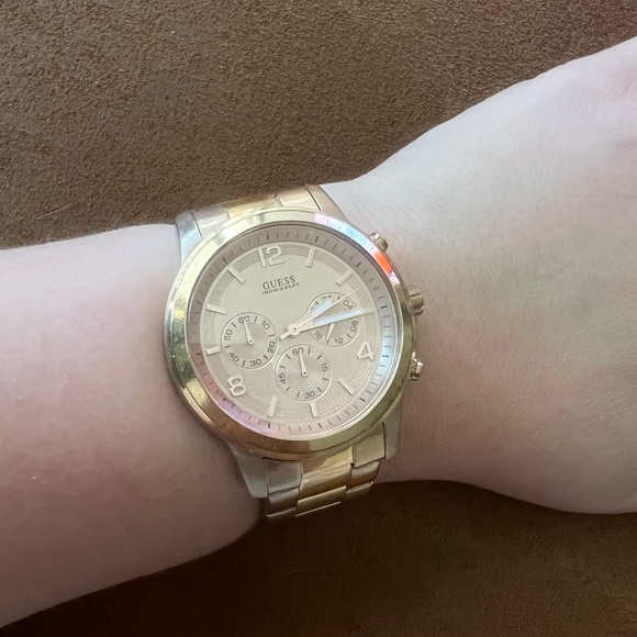 Guess watch - Picture 4 of 4